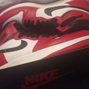 GS JORDAN 1.5 VARSITY RED/BLK-WHT RED 6.5Y